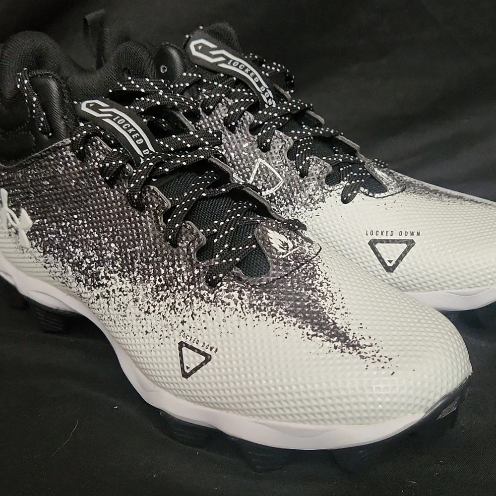 Under Armour Kids White and Black Gradient Cleats